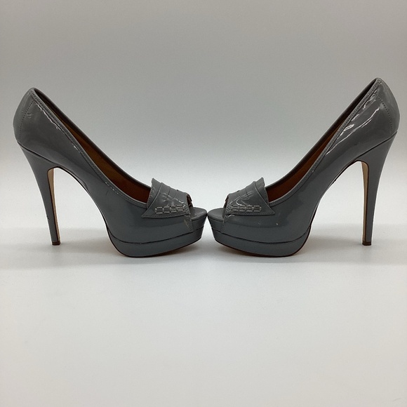 1822. Miss Me Patent Leather Grey Platform Open Toe Pumps Size 9 NWOT - Picture 4 of 10